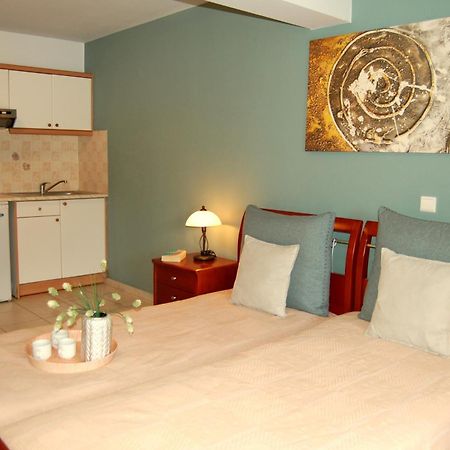 Alkyoni Apartments & Studios Poros  Buitenkant foto