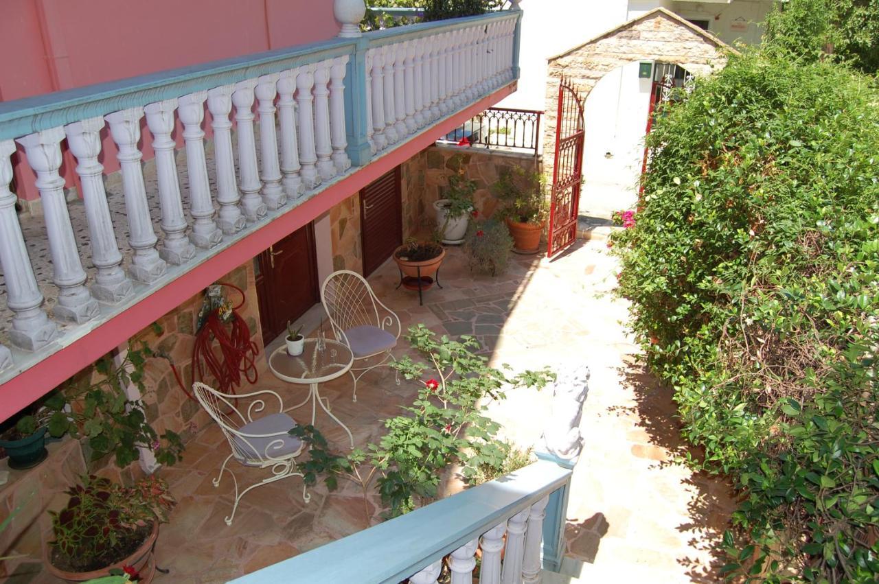 Alkyoni Apartments & Studios Poros  Buitenkant foto