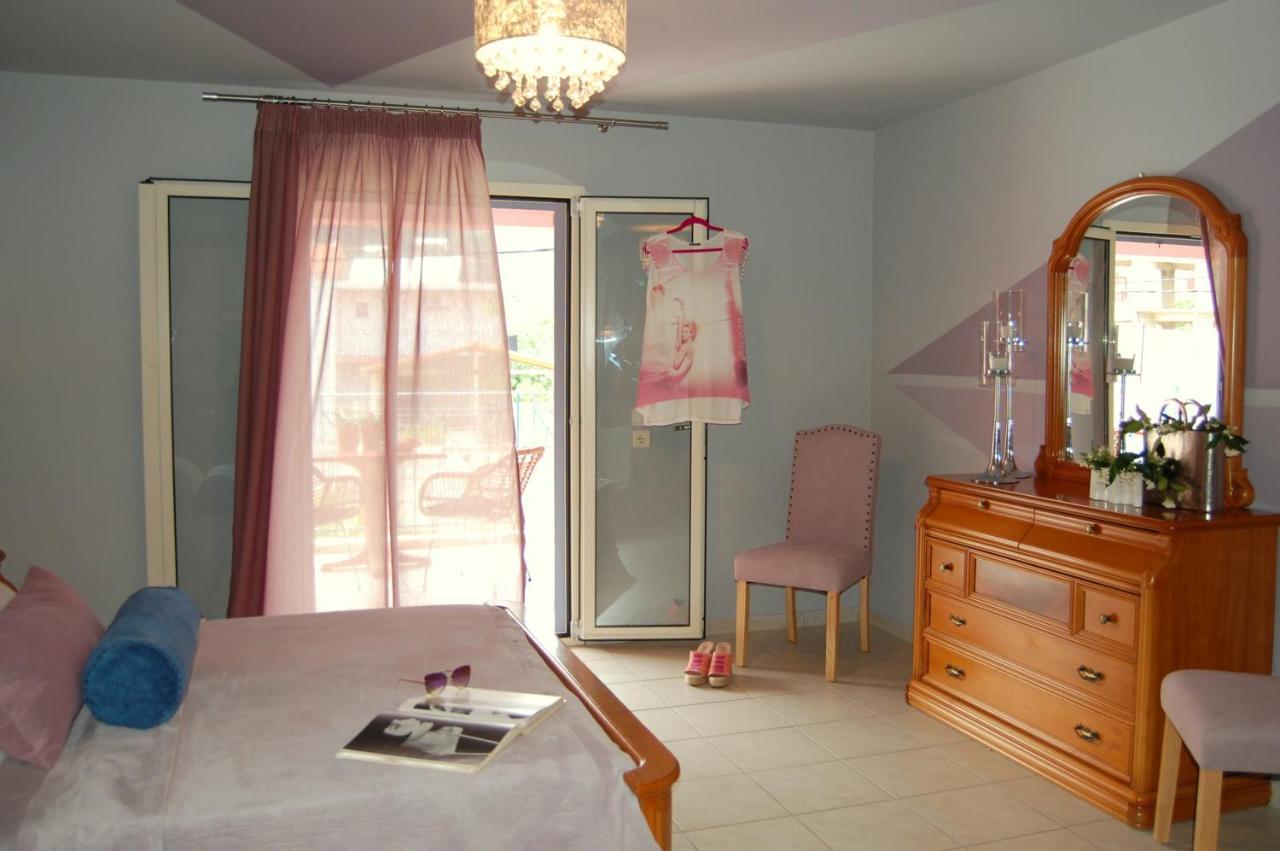 Alkyoni Apartments & Studios Poros  Buitenkant foto
