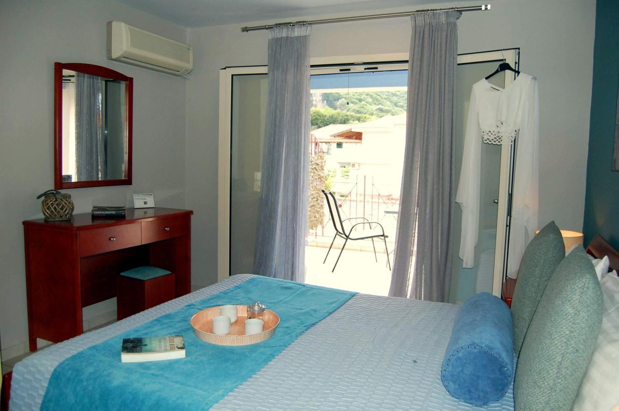 Alkyoni Apartments & Studios Poros  Buitenkant foto