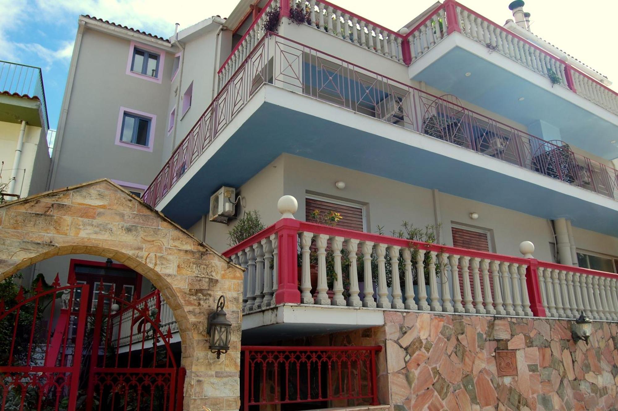 Alkyoni Apartments & Studios Poros  Buitenkant foto